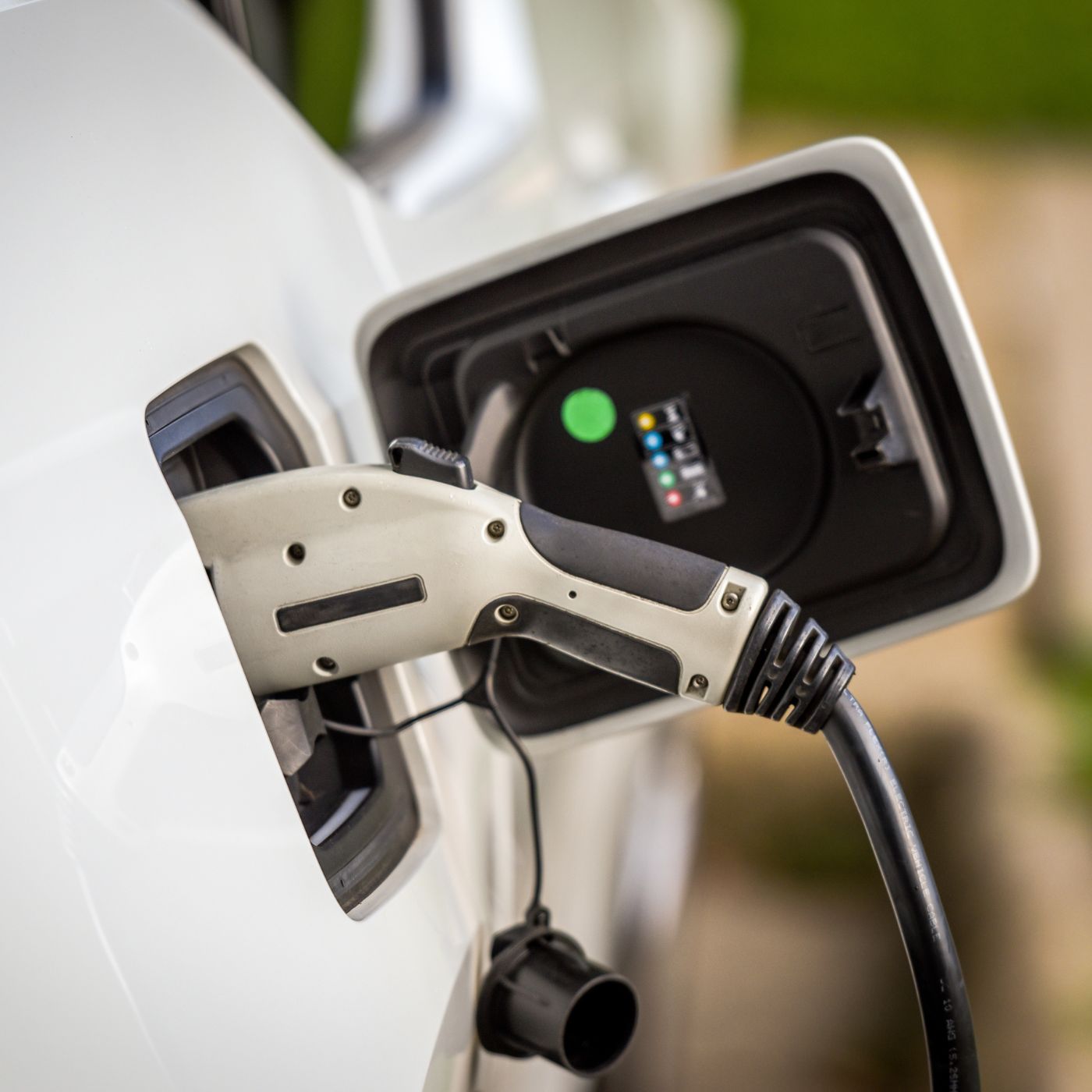How to Find Affordable Insurance for Your Electric Vehicle